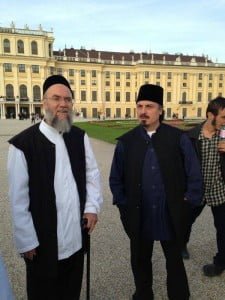 Shaykh Mehmed, Ayberk Efendi vor Schloss Schönbrunn